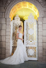 Load image into Gallery viewer, White Rose Bridal - Primrose